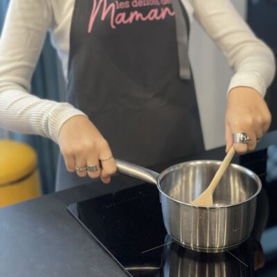 Charcoal Apron "Mom's Delights"