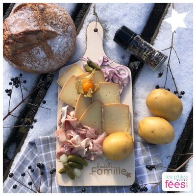 Schneidebrett „Familienraclette“ (Freunde, Käserei, Charcuterie, Winter, regionale Produkte)