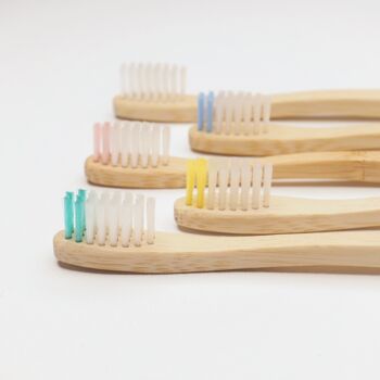 [DÉSTOCKAGE] Brosse à dents enfant en bambou 3