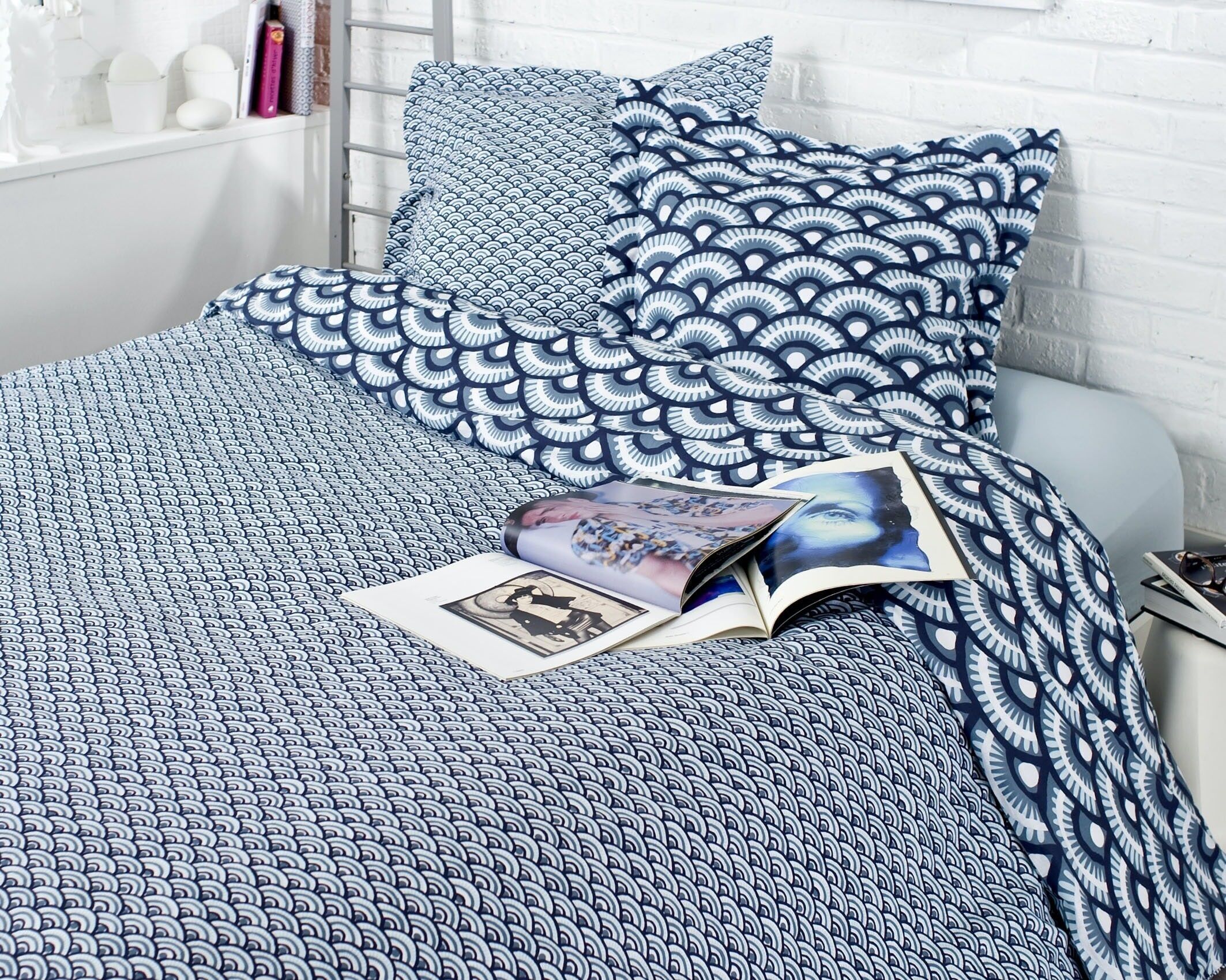 WAVE STORM HC 260X240 + 2 KISSENBEZÜGE