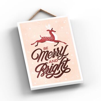 P2275 - Be Merry And Bright Reindeer Pink Typography On A Rectangle Portrait Plaque à suspendre en bois 2