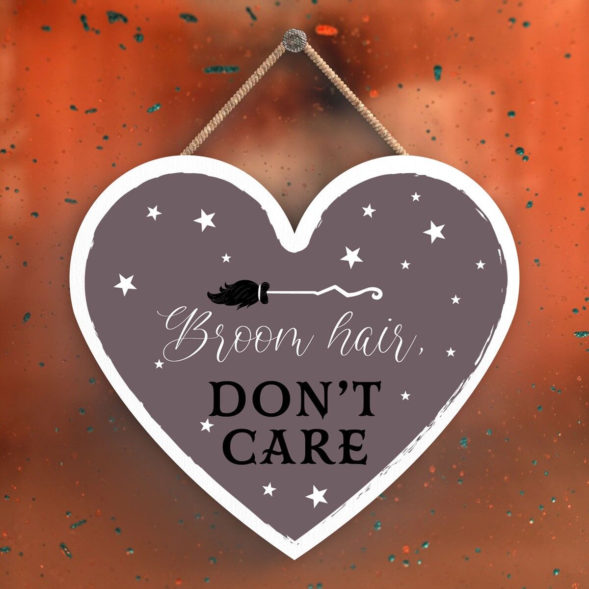 P2703 - Targa da appendere in legno di Halloween a tema stregoneria a forma di cuore