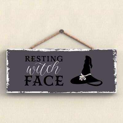 P2930 – Resting Witch Face Rectangle Witchcraft Themen Halloween Holzschild zum Aufhängen