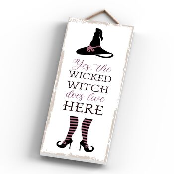 P2945 - La méchante sorcière est dans un rectangle sur le thème de la sorcellerie Plaque à suspendre en bois d'Halloween 4