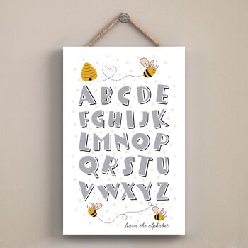 P3020 - Les enfants apprennent l'alphabet abeille sur le thème de la plaque décorative rectangulaire en bois à suspendre 1