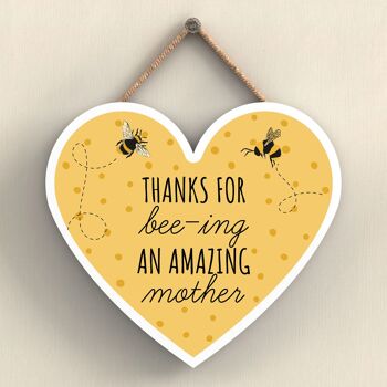 P3111-6 - Merci pour Bee-Ing une incroyable plaque à suspendre en bois en forme de cœur sur le thème de la mère abeille