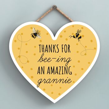 P3112-13 - Merci pour Bee-Ing An Amazing Grannie Bee Plaque à suspendre en bois en forme de cœur