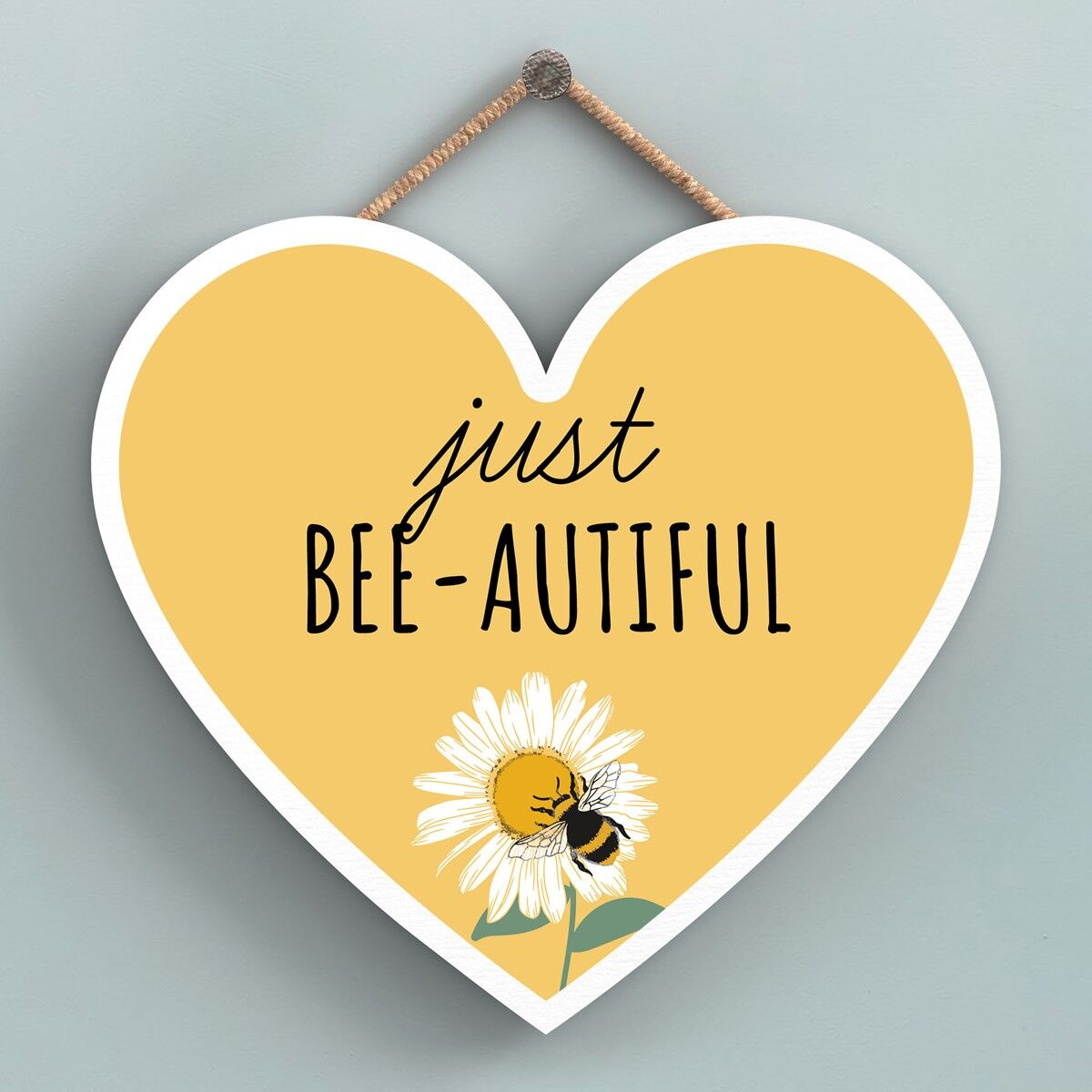 P3166 - Plaque décorative à suspendre en forme de cœur en bois sur le thème de l'abeille jaune Just Bee-Autiful