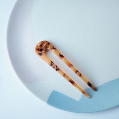 Honey Tortoiseshell Hair Pin- honey coloured acetate resin hair pin