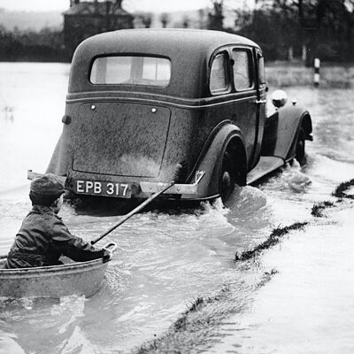 Blank greetings card - Getting a tow through the floods