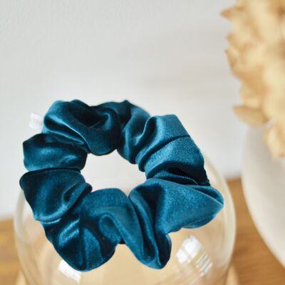 Duck blue velvet scrunchie