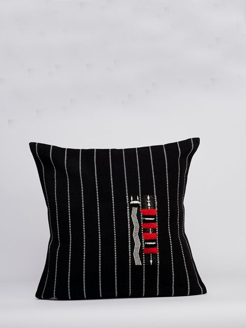 Dzukou Zakhama – Handwoven Naga Cushion Cover