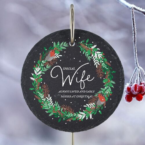 P3215-37 - Special Wife Missed At Christmas Robin Wreath Memorial Slate Grave Plaque Stake