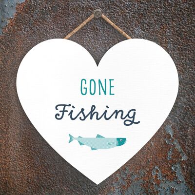 P3555 - Gone Fishing Seaside Beach Themed Nautical Heart Hanging Plaque