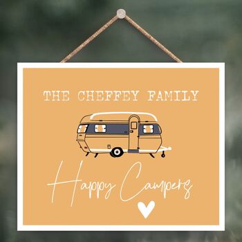 P3615 - Plaque à suspendre personnalisée sur le thème du camping jaune Happy Camping Caravan Camping 1