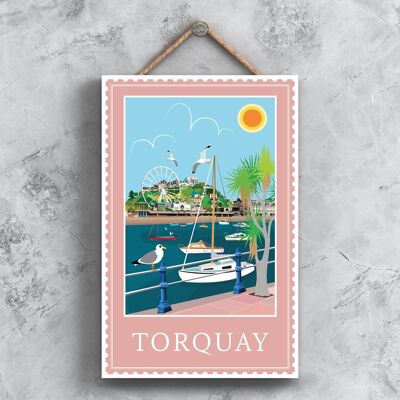 P4040 - Torquay End Works Of K Pearson Seaside Town Illustration Placa colgante de madera