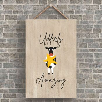 P4217 - Vache Udderly Amazing Cute Animal Theme Plaque à suspendre en bois 1