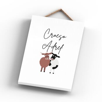 P4253 - Vache Croeso Adref Welcome Home Welsh Cute Animal Theme Plaque à suspendre en bois 3