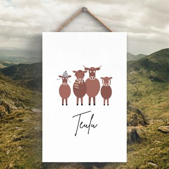 P4265 - Vache Teulu Family Welsh Cute Animal Theme Plaque à suspendre en bois 1