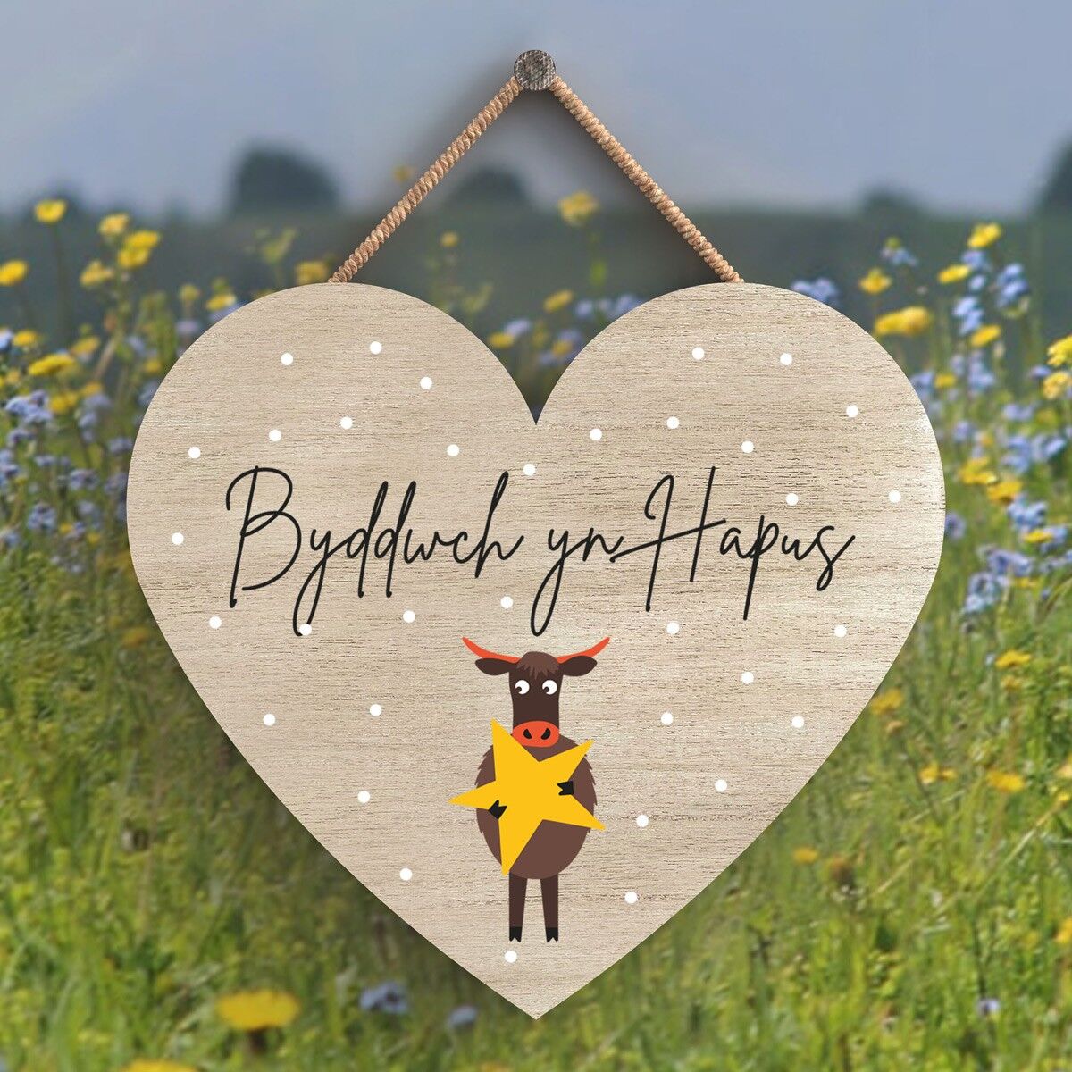 P4300 - Mucca Byddwch Yn Hapus Be Happy Welsh Cute Animal Theme Placca da appendere in legno