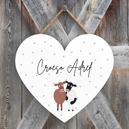 P4349 - Cow Croeso Adref Welcome Home Welsh Cute Animal Theme Wooden Hanging Plaque