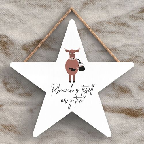 P4452 - Cow Rhowch Y Tegell Ar Y Tan Put The Kettle On Welsh Cute Animal Theme Plaque