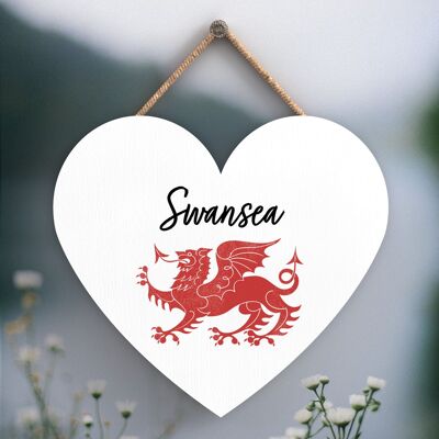 P4635 - Placa colgante de corazón de madera con ubicación de dragón galés de Swansea