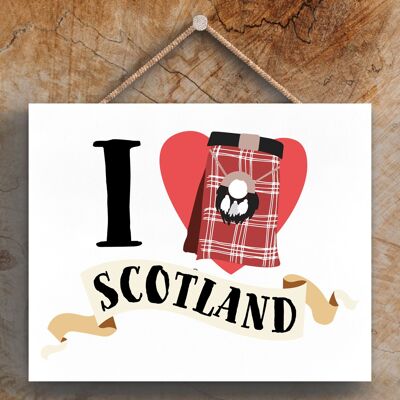 P4858 - Targa da appendere in legno a tema I Love Scotland Kilt