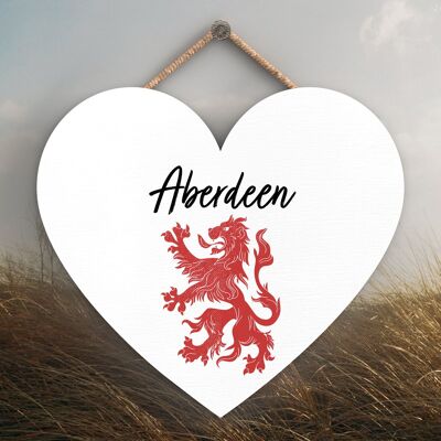 P4882 - Targa da appendere in legno a tema Scozia con cuore di leone rampante di Aberdeen