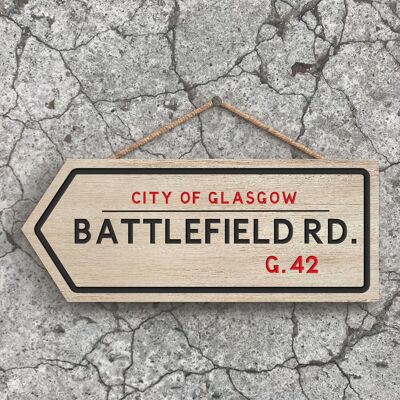 P5127 - Placa de madera colgante con efecto de señal de tráfico de campo de batalla de la ciudad de Glasgow