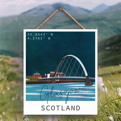 P5138 - Glasgow  River Clyde Arc Night Scene Scotlands Landscape Illustration Wooden Plaque