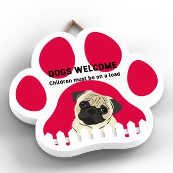P5627 - Pug Dogs Welcome Children On Leads Katie Pearson Artworks Plaque à suspendre avec empreinte de patte 2
