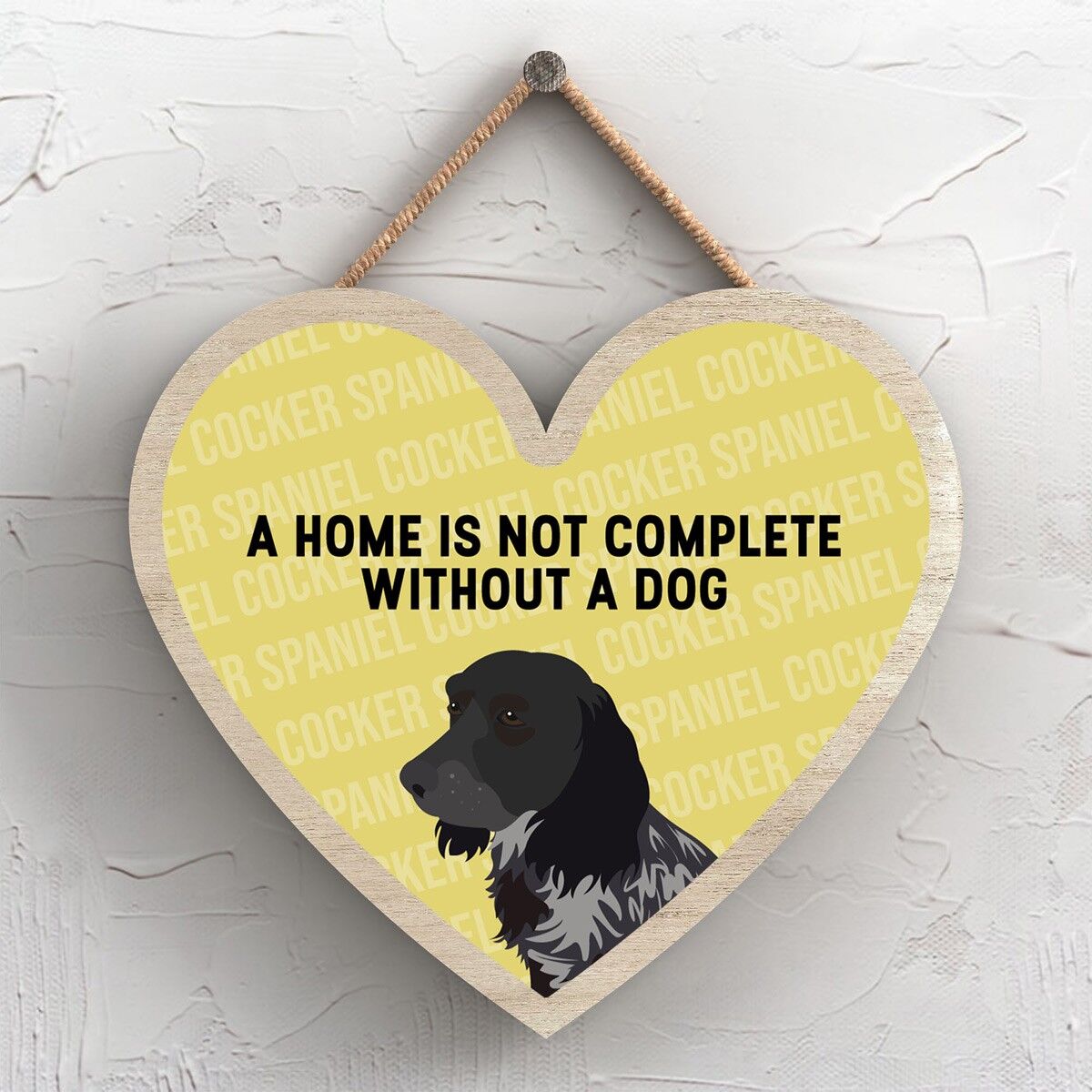 P5695 - Cocker Spaniel Home non è completo senza Katie Pearson Artworks Heart Hanging Plaque