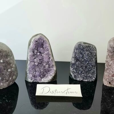 Uruguayischer polierter Amethyst Geode C 601-750g