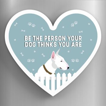 P5861 – Bull Terrier Personne que votre chien pense que vous êtes Katie Pearson Artworks Aimant en bois en forme de cœur 1