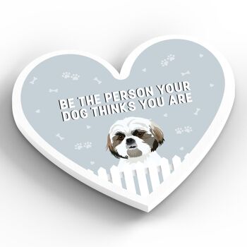 P5948 - Shih Tzu Person Your Dog Thinks You Are Katie Pearson Artworks Aimant en bois en forme de cœur 2