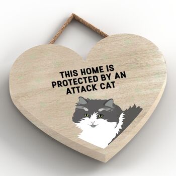 P6026 - Chat gris et blanc Home Protected Attack Cat Katie Pearson Artworks Plaque à suspendre en bois en forme de cœur 2