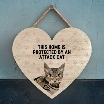 P6042 - Tabby Cat Home Protected Attack Cat Katie Pearson Artworks Placa colgante de madera en forma de corazón