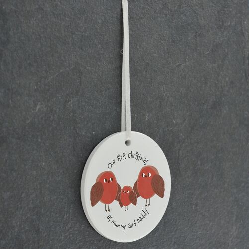 P6937 - Parents First Christmas Robin Themed Circle Shaped Sentimental Remembrance Ornament