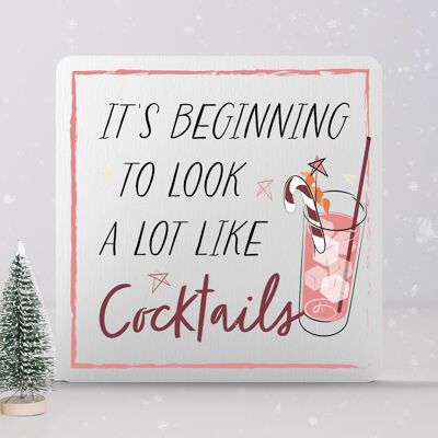 P7140 - Bloque de pie para decoraciones y regalos navideños con temática de alcohol y cócteles muy parecidos