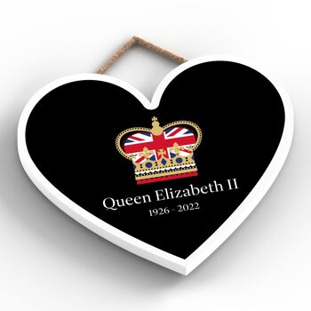 P7170 - Plaque commémorative en bois en forme de cœur noir de la reine Elizabeth II 2