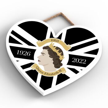 P7174 - HRH Queen Elizabeth II 1926-2022 Black Union Jack Plaque commémorative en bois en forme de cœur 4