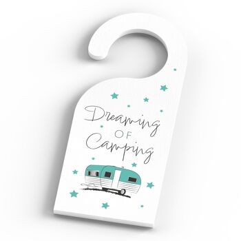 P7367 - Dreaming of Camping Green Camper Caravan Camping Plaque à suspendre sur le thème 4