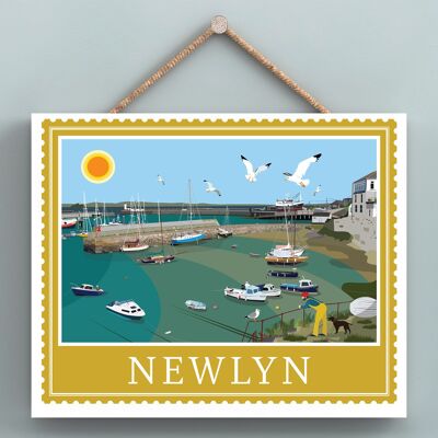 P7946 - Newlyn Works Of K Pearson Seaside Town Illustration Plaque à suspendre en bois