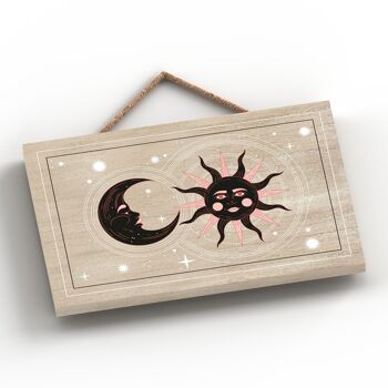 P8037 - Zodiac Sun And Moon Symbol Star Sign Calander Plaque à suspendre en bois sur le thème 2