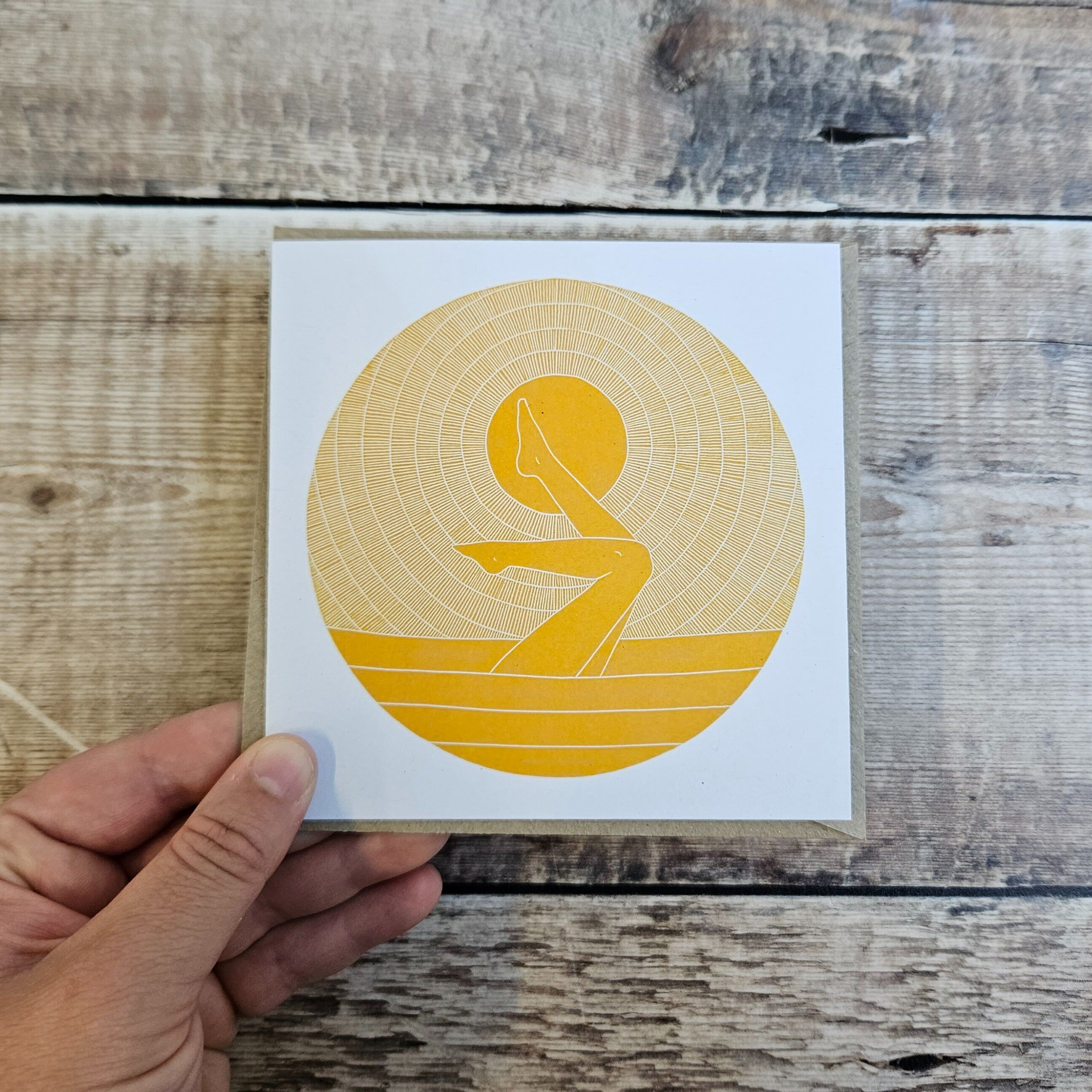 Sunshine - Biglietto d'auguri vuoto di un nuotatore che completa una verticale sotto il sole