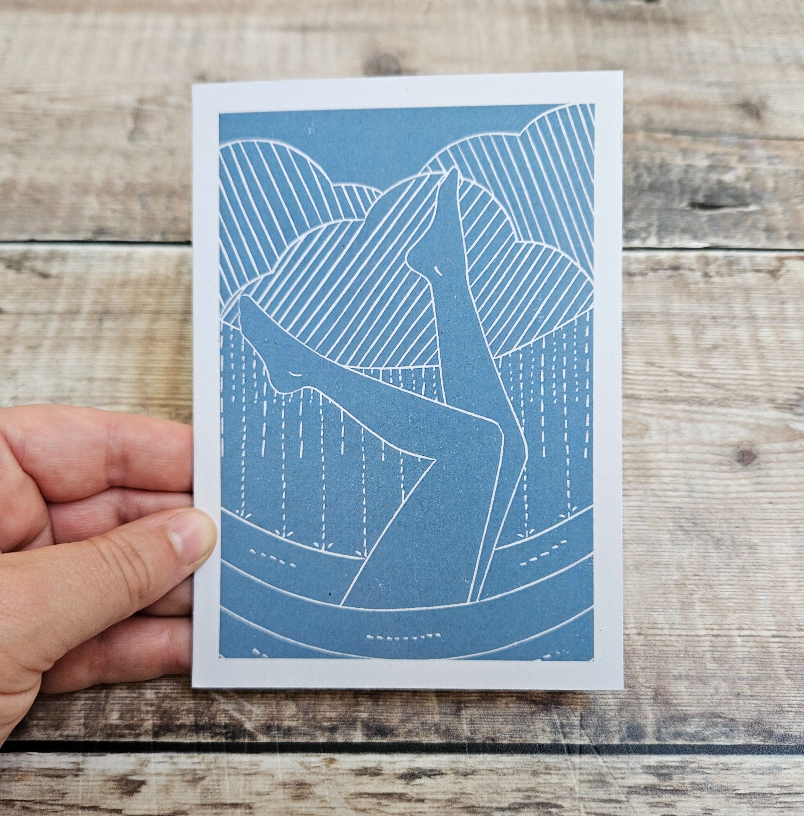 Pioggia - Biglietto d'auguri vuoto di un nuotatore sotto la pioggia