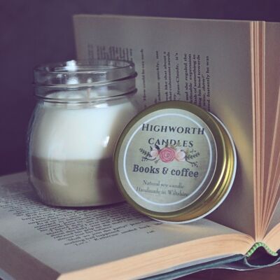 Bücher und Kaffee Highworth Candle