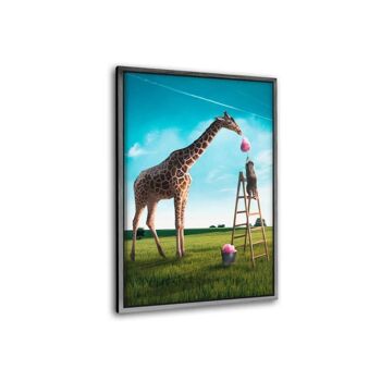 La girafe affamée - tableau sur toile avec espace d'ombre 11