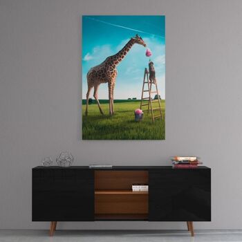 La girafe affamée - tableau sur toile avec espace d'ombre 23